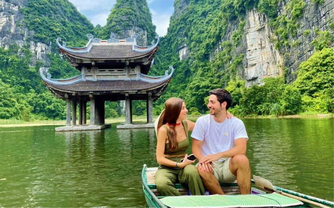 best-caves-to-visit-in-vietnam-6