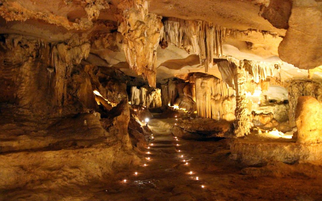 halong-bay-attractions-9