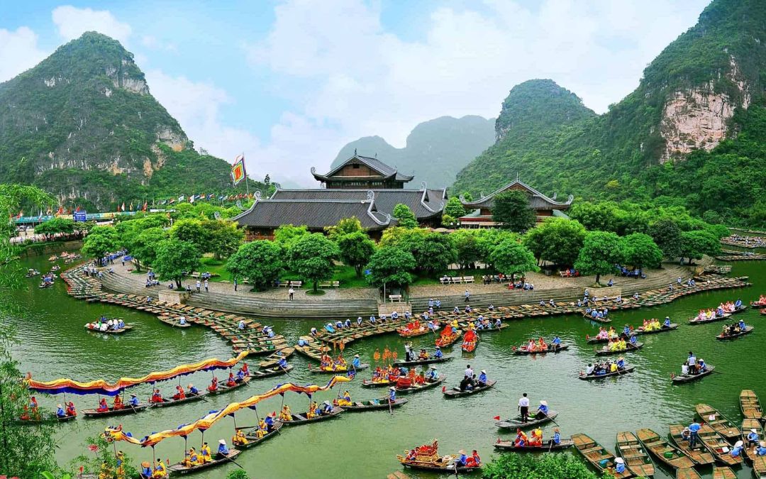 halong-bay-vs-ninh-binh-6
