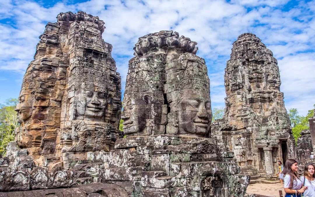 cultural-trips-12-bayon-temple
