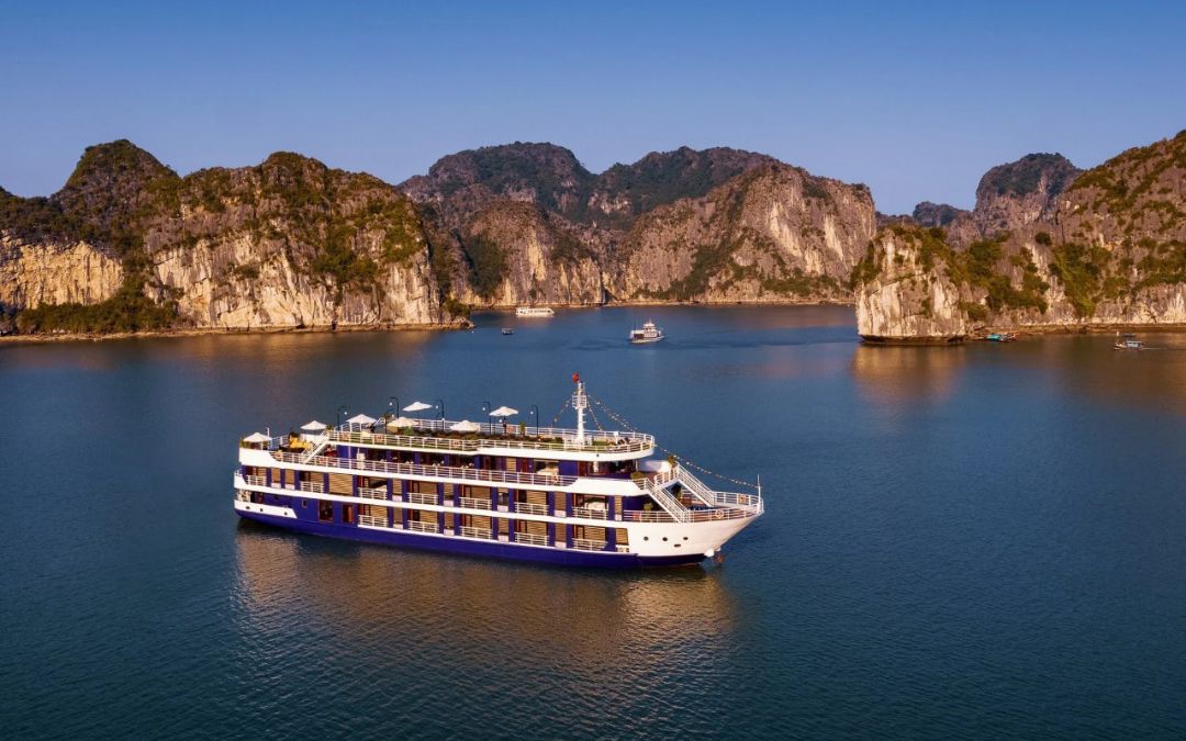 laos-cambodia-vietnam-tour-package-5-halong-bay-cruise