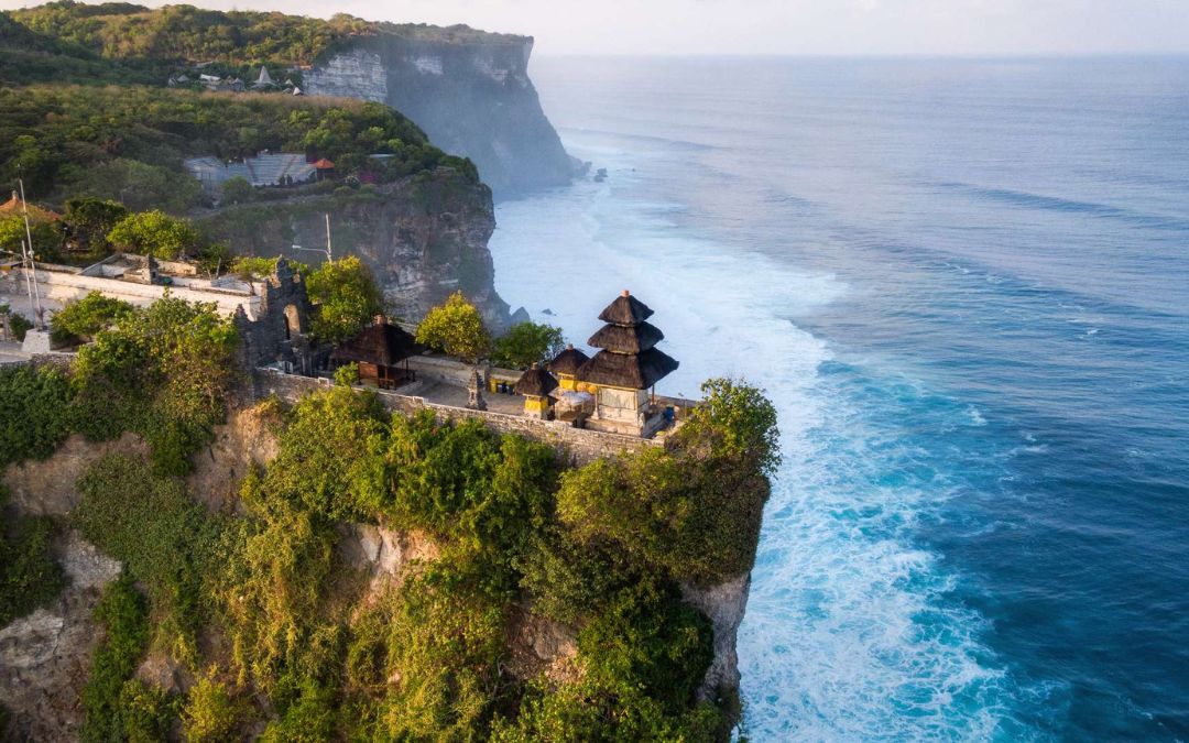 bali-honeymoon-package-5-uluwatu