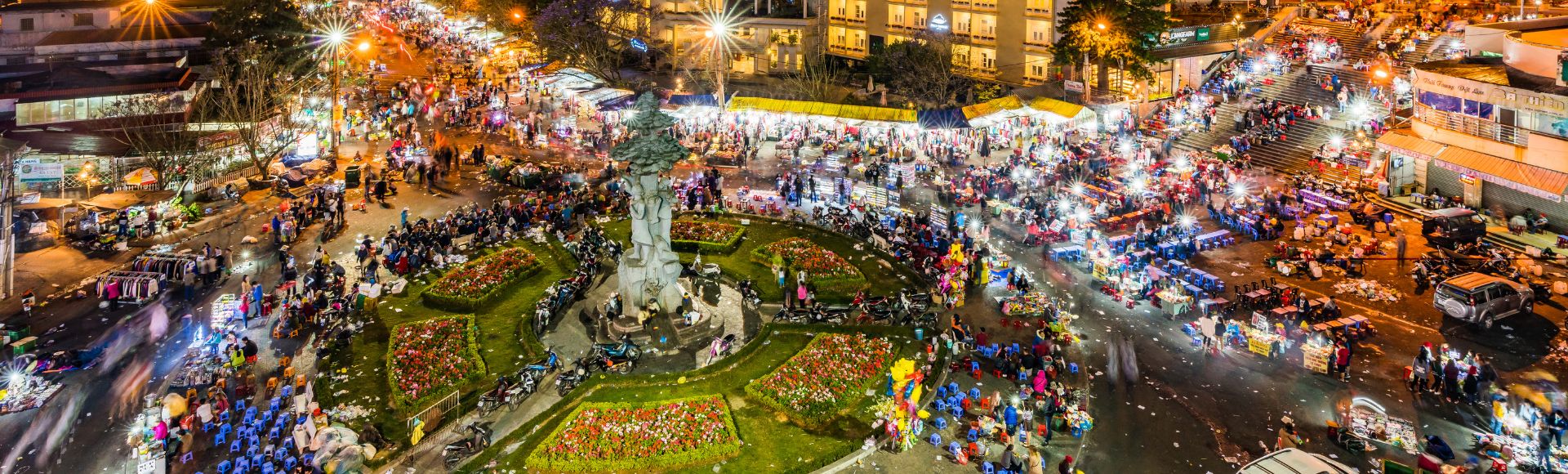 Top 11 Night Markets to Travel Vietnam with Family: Safe and Fun Spots
