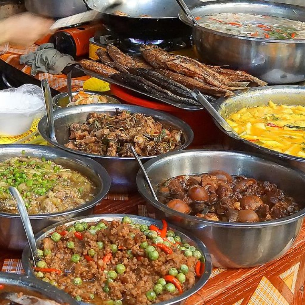 Phnom Penh Food Tour: Top 10 Cambodia Dishes to Sample