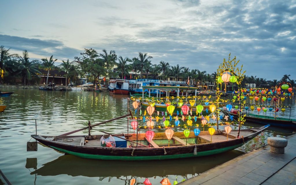 ho-chi-minh-to-hanoi-14