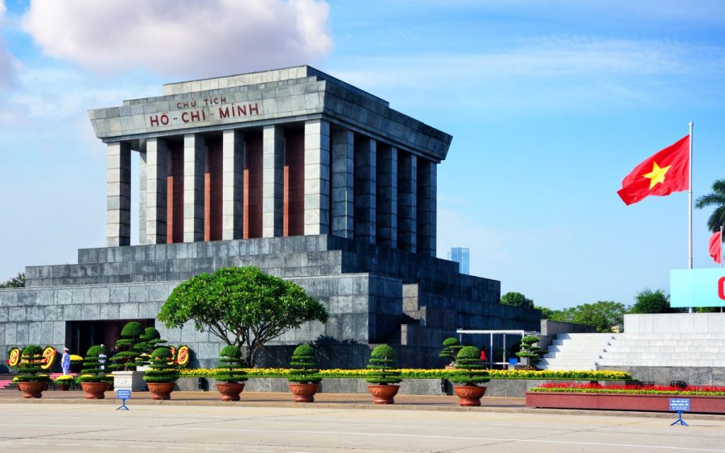 ho-chi-minh-to-hanoi-16