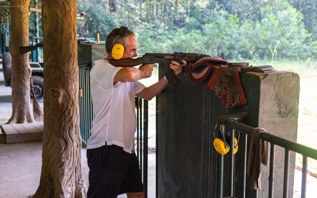 ho-chi-minh-to-hanoi-3-cu-chi