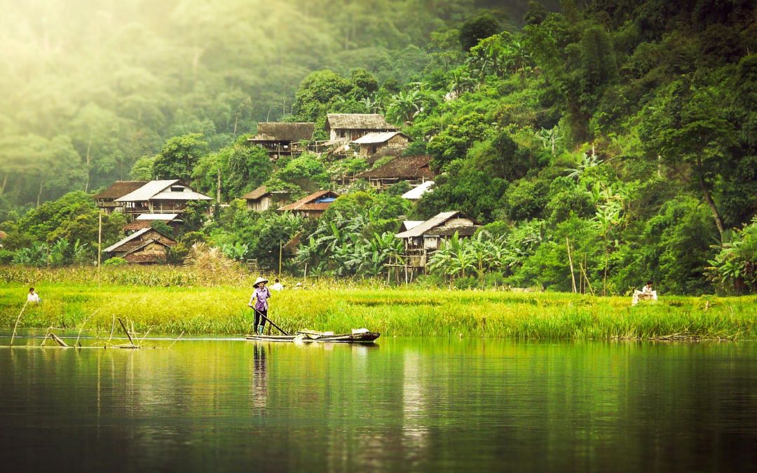 top-5-places-to-visit-in-vietnam-14-ba-be-lake